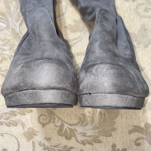 New Direction Faux Suede Pull On OTK Boots 8 1/2 - Picture 5 of 10